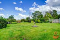 Court Lane, Offenham, Evesham, WR11 8RP