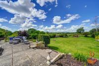 Court Lane, Offenham, Evesham, WR11 8RP
