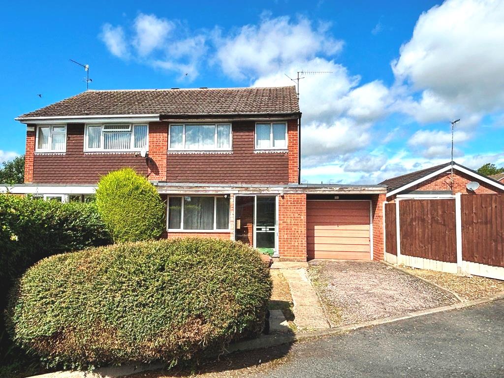 Almond Close, Evesham, WR11 1YH